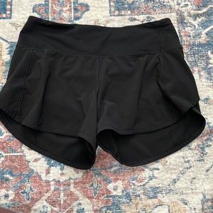 Lululemon Speed Up Mid Rise Lined Short 4”